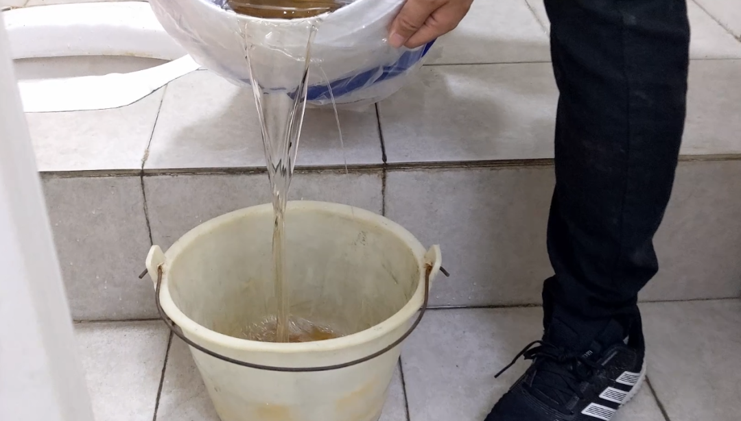 卫生间免砸砖补漏