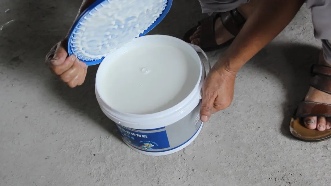 瓷砖-背胶4.jpg 瓷砖-背胶4.jpg